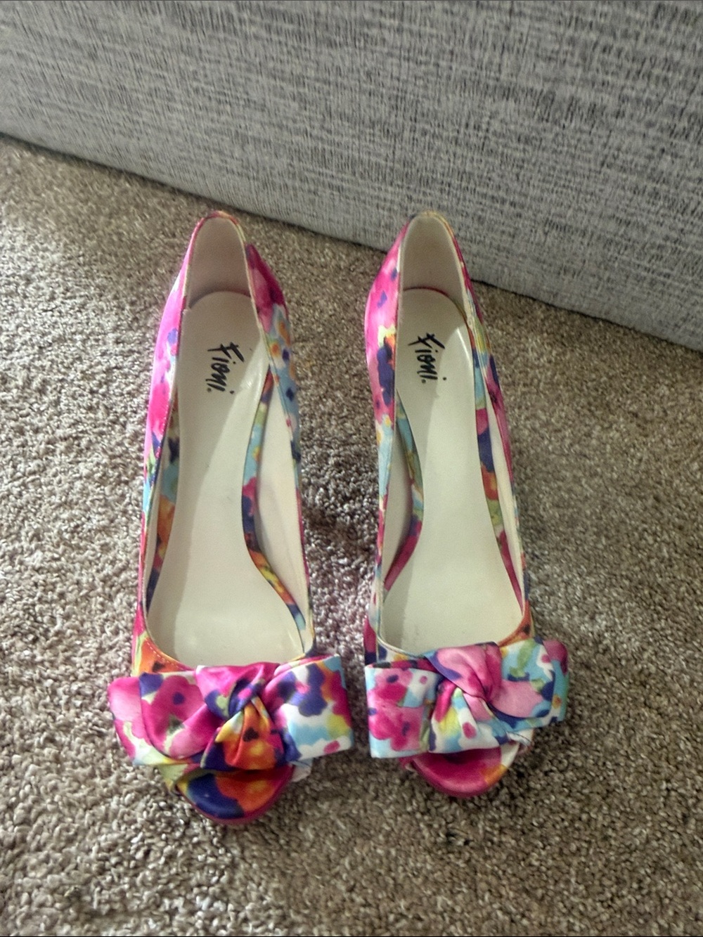 FIONI Clothing Multicolor Floral Bow Peep-Toe Heels